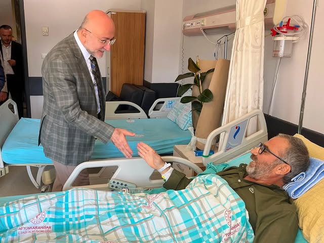 Yangın Mağduruna Geçmiş Olsun Ziyareti Afyonkarahisar’da geçtiğimiz günlerde meydana gelen