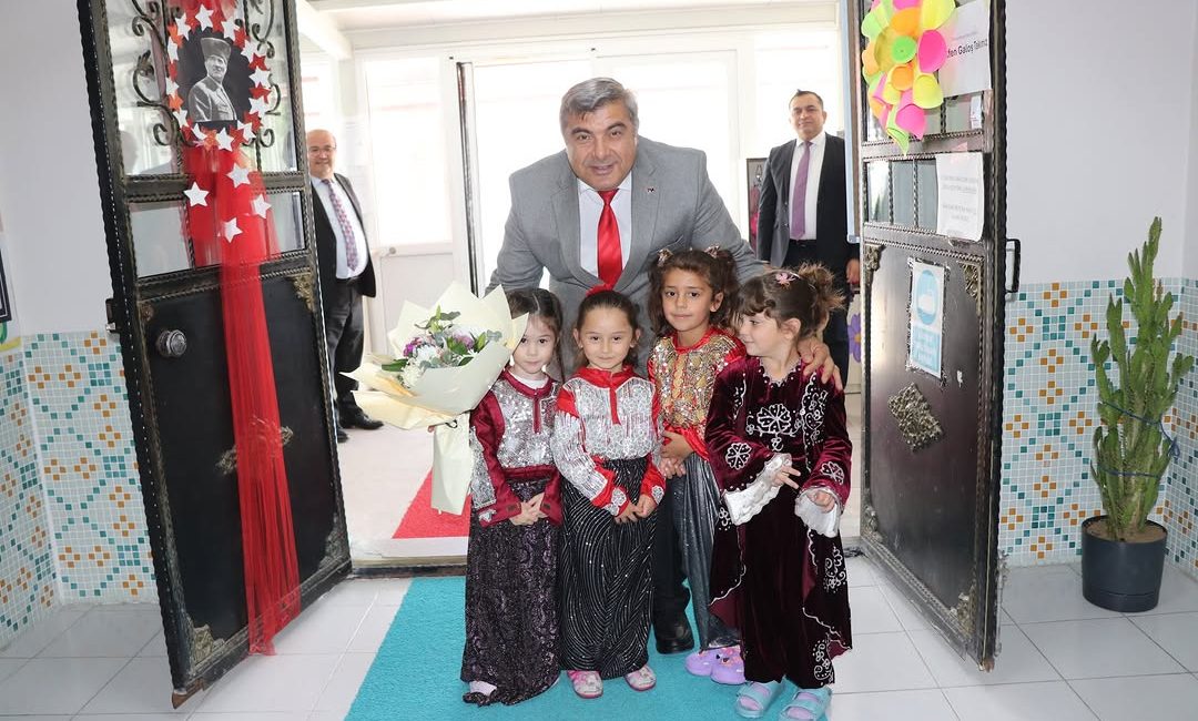 İl Milli Eğitim Müdürü Sünnetci, Sinanpaşa Anaokulu’ndaki Miniklerle Buluştu Afyonkarahisar