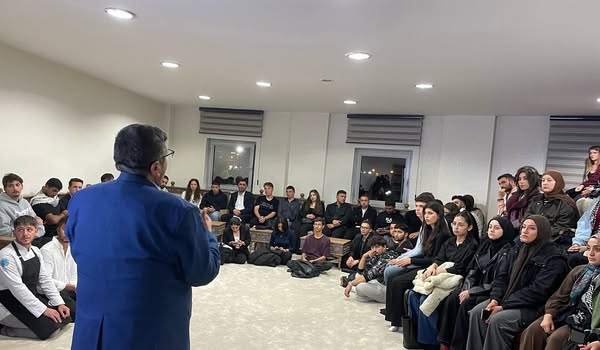 Üniversite Gençliğine Özel Destek Programı Afyonkarahisar’da Gençlik ve Spor Bakanlığı