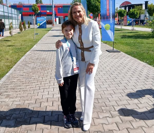 Genç Yetenekten Büyük Başarı Afyonkarahisar’ın genç tenis yıldızı Hafsa Zehra