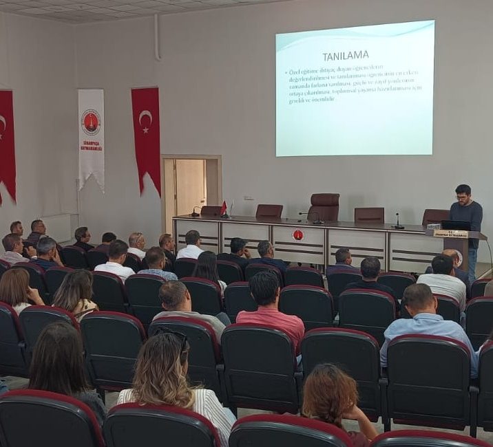 Özel Eğitim ve Rehberlik Alanında Yönetici Seminerleri Afyonkarahisar İl Milli