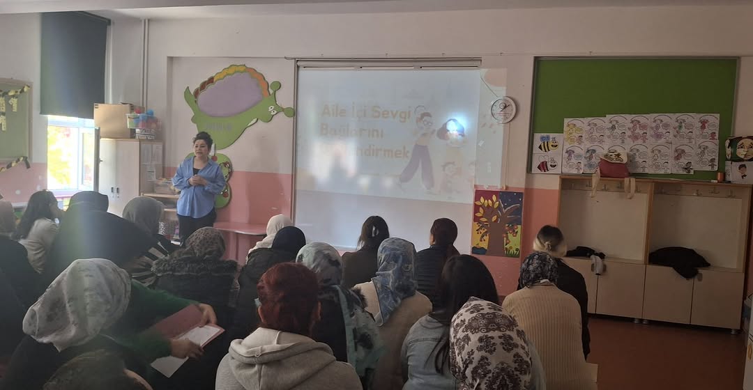 Afyonkarahisar’da Aile ve Öğrencilere Yönelik Farkındalık Etkinlikleri Afyonkarahisar İl Milli