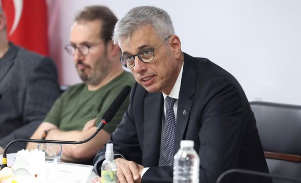 Sağlık Bakanlığı’ndan Stratejik Toplantı Türkiye’nin sağlık gündemi ve yatırımları, Sağlık