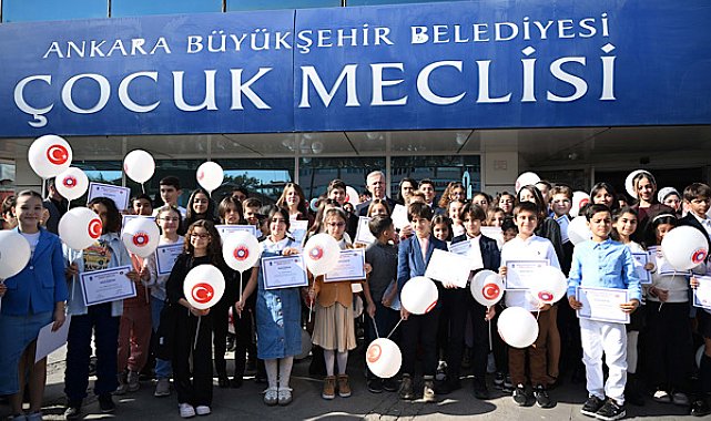 Mansur Yavaş, törende yaptığı konuşmada, çocukların kent yönetiminde söz hakkına