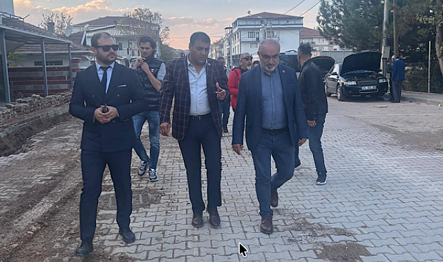 CHP İnegöl İlçe Başkanı Şahin, yönetim kurulu üyeleriyle birlikte Huzur