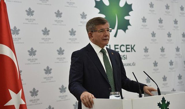 Partiden yapılan açıklamada Gelecek Partisi Genel Başkanı Davutoğlu ve beraberindeki