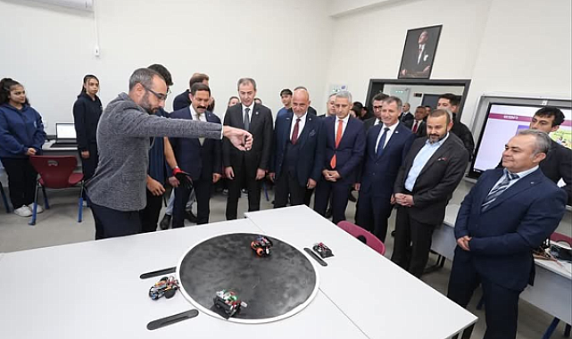 Hatay’da 6 Şubat depremlerin ardından, Türkiye İş Bankası’nın katkılarıyla nisan ayında