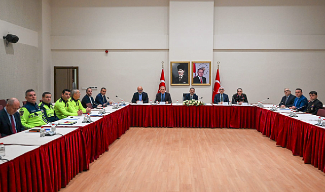 Toplantıya; Vali Yardımcısı Dr. Mustafa Ayhan, İl Emniyet Müdürü Faruk