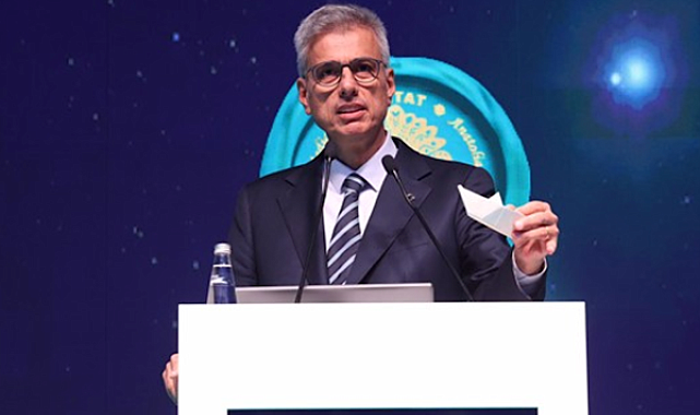 Sağlık Bakanı Kemal Memişoğlu, Cumhurbaşkanı Recep Tayyip Erdoğan’ın başkanlığında Gazi