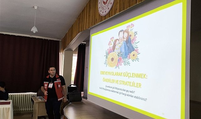 Bakanlıktan yapılan açıklamaya göre, toplam 12 modülden oluşan eğitimler, kendini