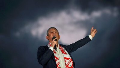 Cumhuriyet Halk Partisi (CHP) Genel Başkanı Özgür Özel, Akın Gürlek