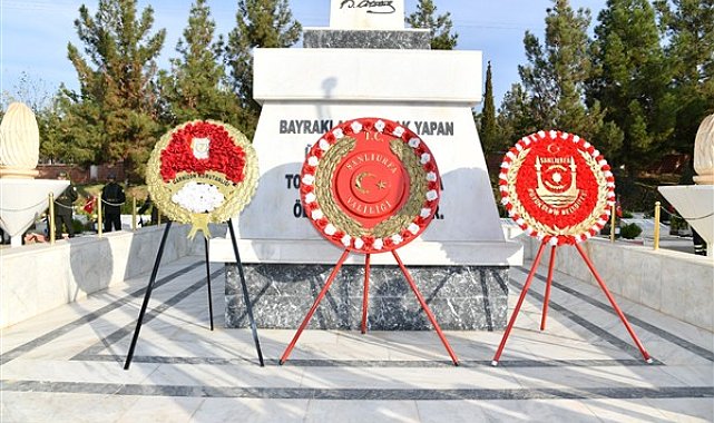 Osmanbey Şehitliği’nde düzenlenen törende, Şanlıurfa Valiliği, Garnizon Komutanlığı ve Büyükşehir