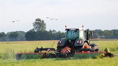 Tarım ve Orman Bakanı Yumaklı, çiftçilerin alın teri ve emeğini
