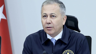 İçişleri Bakanı Yerlikaya, Cumhurbaşkanı  Erdoğan’ın katılımıylagerçekleştirilen törende, Emniyet Teşkilatına 7