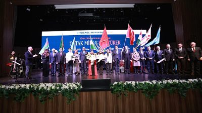 Kocaeli Büyükşehir Belediyesi ev sahipliğinde gerçekleştirilen Türk Dünyası Buluşmaları, “Ortak