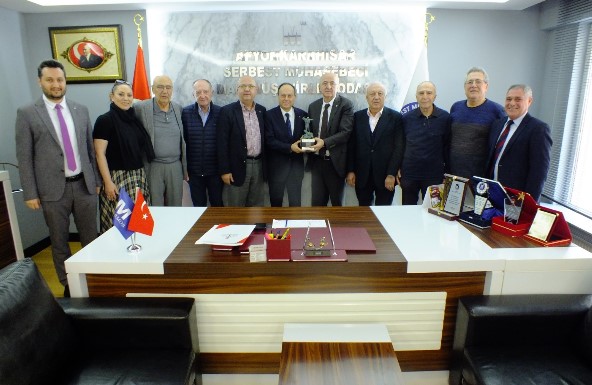 Muhasebe Haftası’nda Afyon Eğitim Vakfı’ndan SMMM Odasına Ziyaret