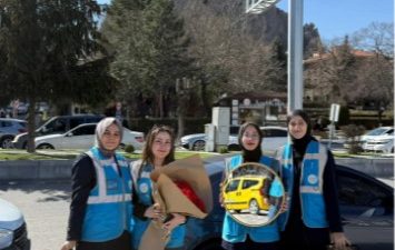 AK GENÇLER KADINLAR GÜNÜ’NÜ KUTLADI 8 Mart Dünya Kadınlar Günü