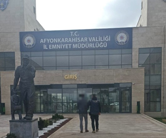 Emniyet Müdürlüğü ekiplerince aranan şahıslara yönelik yürütülen çalışmalar kapsamında, FETÖ/PDY