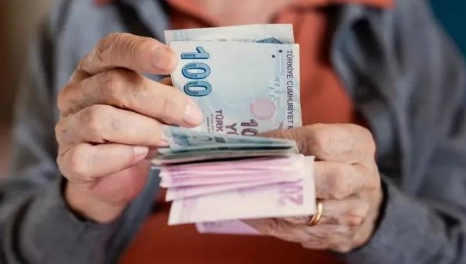 Cumhurbaşkanı Recep Tayyip Erdoğan, AK Parti Grup Toplantısı’nda yaptığı açıklamada