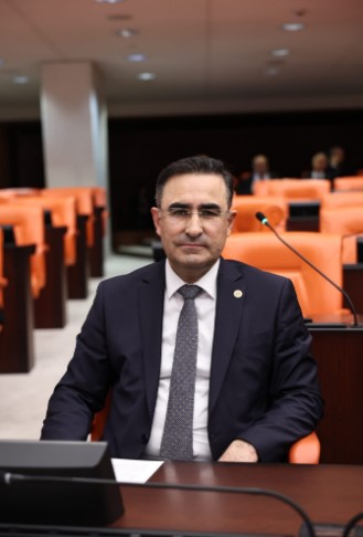   AK Parti Afyonkarahisar Milletvekili Dr. Hasan Arslan, İstiklal Marşı’nın