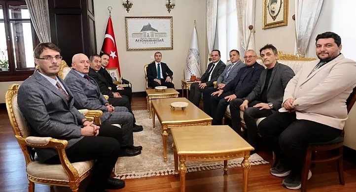 Afyon gazeteciler cemiyetin ‘den Vali Aktaş’a Hayırlı Olsun Ziyareti Afyon