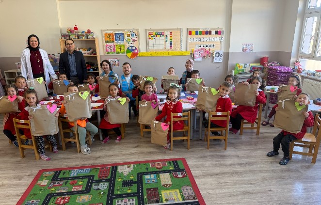   Afyonkarahisar Girişimci Genç Liderler Derneği Ramazan Bayramı öncesinde anaokulu