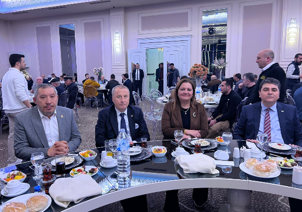     Demokrat Parti Genel Başkanı Gültekin Uysal, Afyonkarahisar’da katıldığı