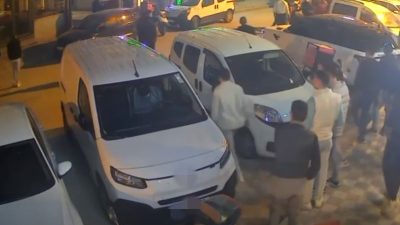 Kent merkezinde gece saatlerinde çıkan tartışma silahlı kavgaya dönüştü. Pompalı