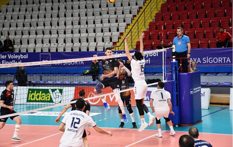   22-24 Mayıs 2026 tarihlerinde düzenlenecek voleybol aday hakem kursu