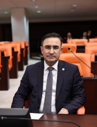   Milletvekili Arslan mesajında, “Kıymetli hemşehrilerim, Ramazan Bayramı’nın gönüllerimize huzur,