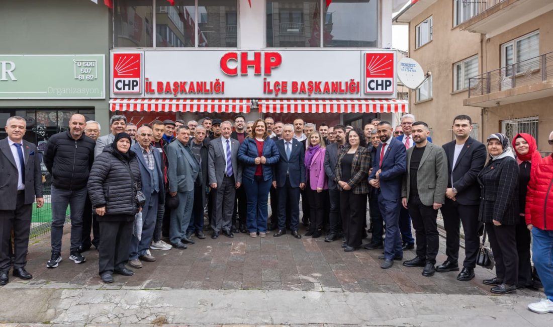 Ramazan Bayramı’nı, baba ocağımızda kıymetli yol arkadaşlarımız ve partililerimizle bir