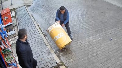 <iframe width=”560″ height=”315″ src=”https://www.youtube.com/embed/ThkX-3GciyI?si=_iJ7gexbrgmZCG3x” title=”YouTube video player” frameborder=”0″ allow=”accelerometer; autoplay;