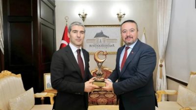 Sandıklı Belediye Başkanı Adnan Öztaş, kentte göreve başlayan Afyonkarahisar Valisi Dr. Naci