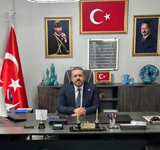   Vatandaş geçim derdiyle boğuşmaktadır. Her evde aynı feryat yükselmektedir: