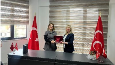   AK Parti Afyonkarahisar İl Kadın Kolları Başkanı Hülya Kalaycı