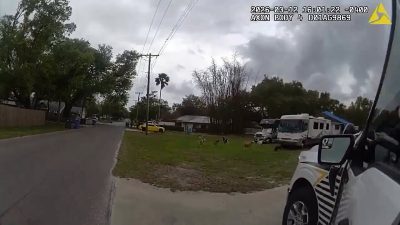 Gündeme gelen son gelişmelere göre, Köpek taklidi yapan şerif yardımcısı