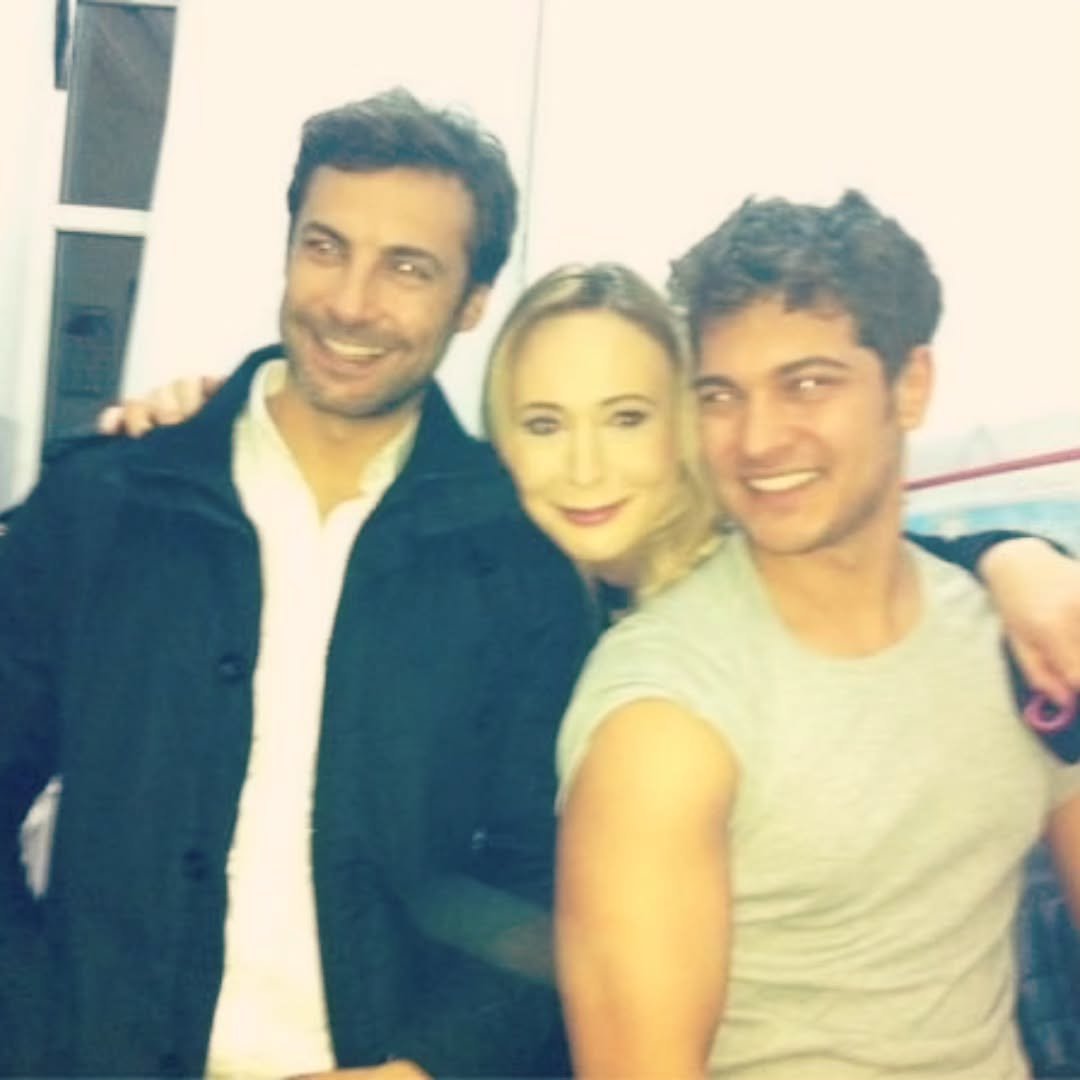 Merakla takip edilen bu gelişmede, Efsane Dizinin Set Anıları Gün