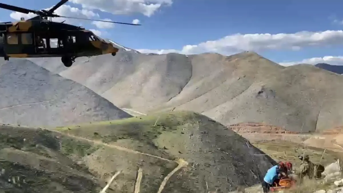 Son dakika bilgilerine göre, Dağda mahsur kalan vatandaş için zorlu