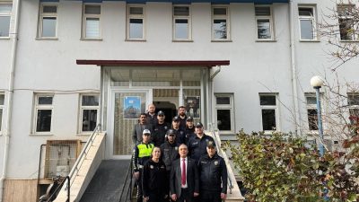 Yapılan açıklamalar doğrultusunda, Afyonkarahisar’da Aranan Hırsızlık Zanlısı Yakalandıİlçe emniyet birimleri