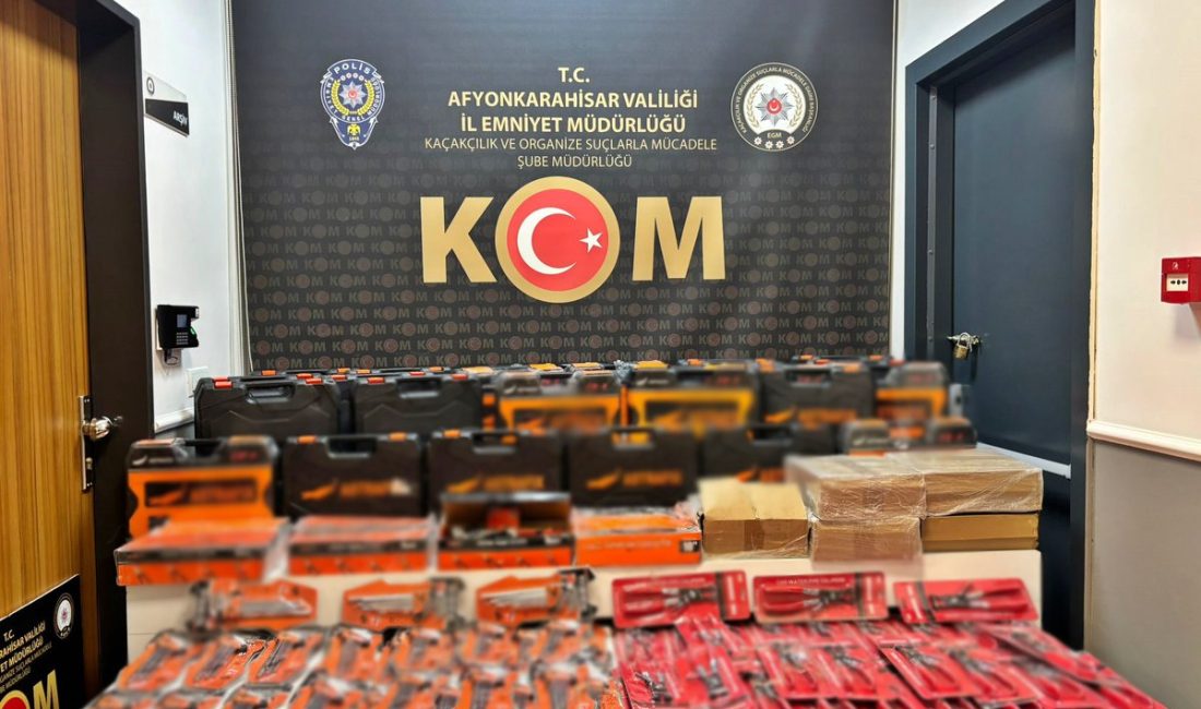 Yetkili kaynaklardan gelen bilgilere göre, Afyonkarahisar’da Kaçakçılık Operasyonu: 33 Sentetik