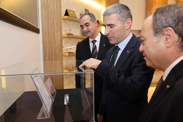 Kamuoyunda büyük yankı uyandıran bu haberde, Gözden kaçırmayınSandıklı Belediye Başkanı