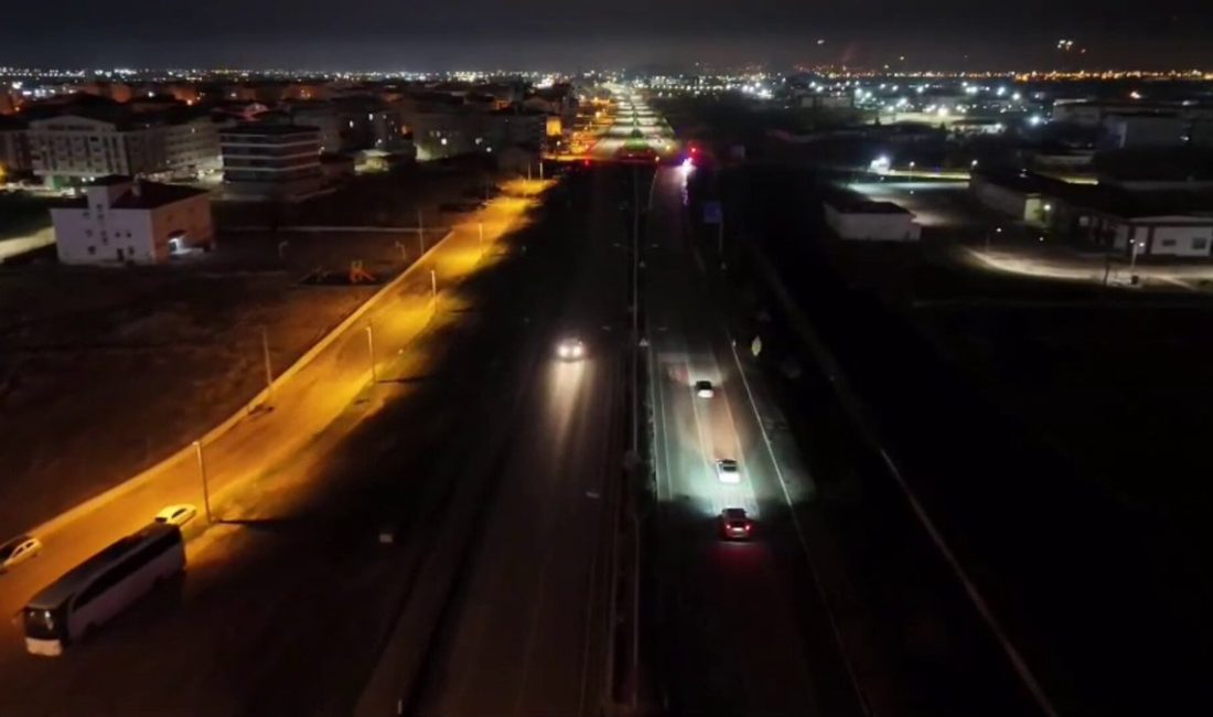 Afyonkarahisar’da 2 Kilo Uyuşturucu Ele Geçirildi Tüm gözlerin çevrildiği bu gelişmede, Afyonkarahisar’da Uyuşturucu Operasyonu: 2 Kilo