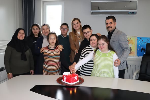 Tüm gözlerin çevrildiği bu gelişmede, Farkındalık İçin Anlamlı Buluşma Afyonkarahisar’ın