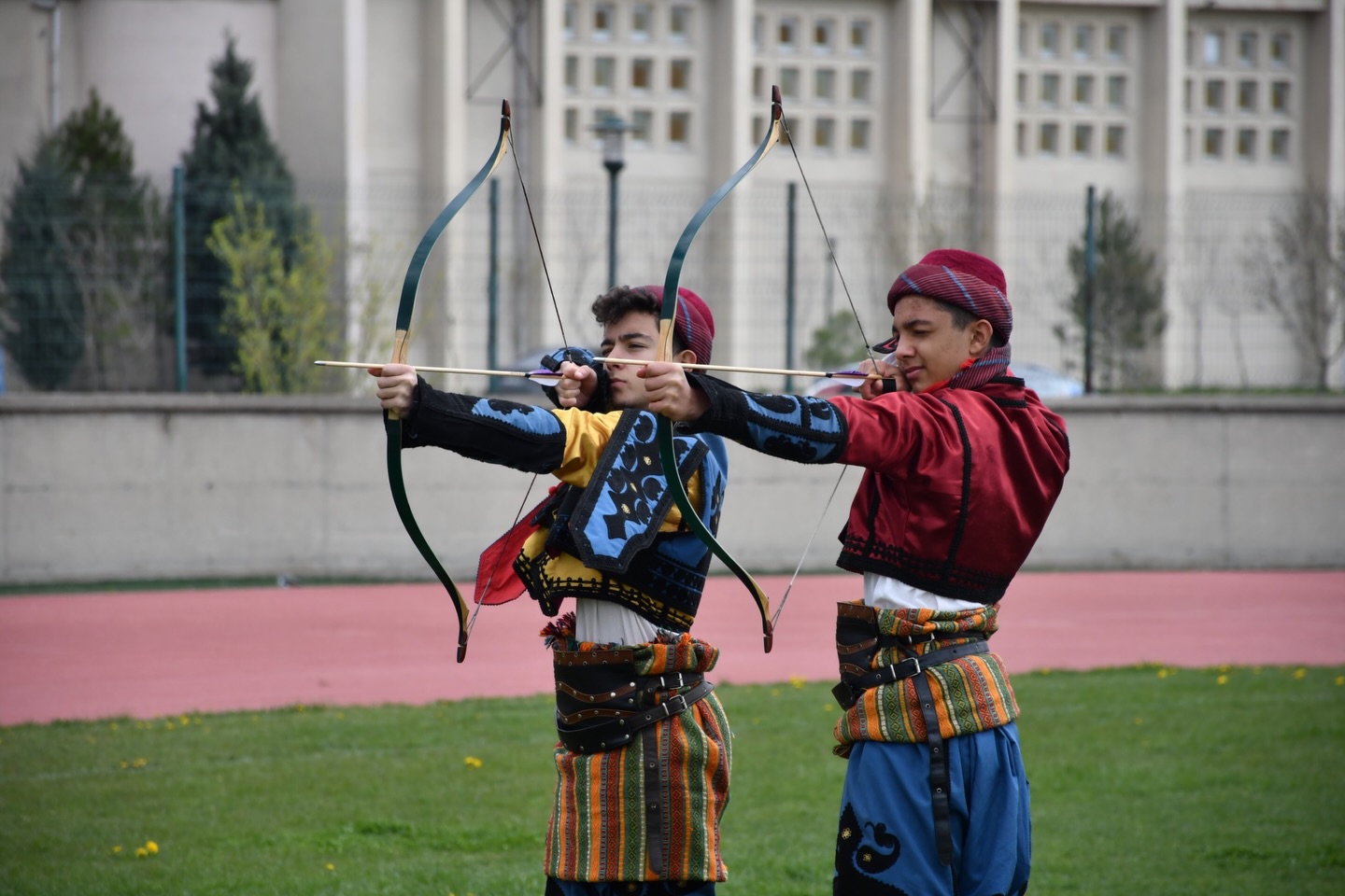 Yetkili kaynaklardan gelen bilgilere göre, Afyonkarahisar’da Okçuluk Rüzgarı Esti. Afyonkarahisar’da