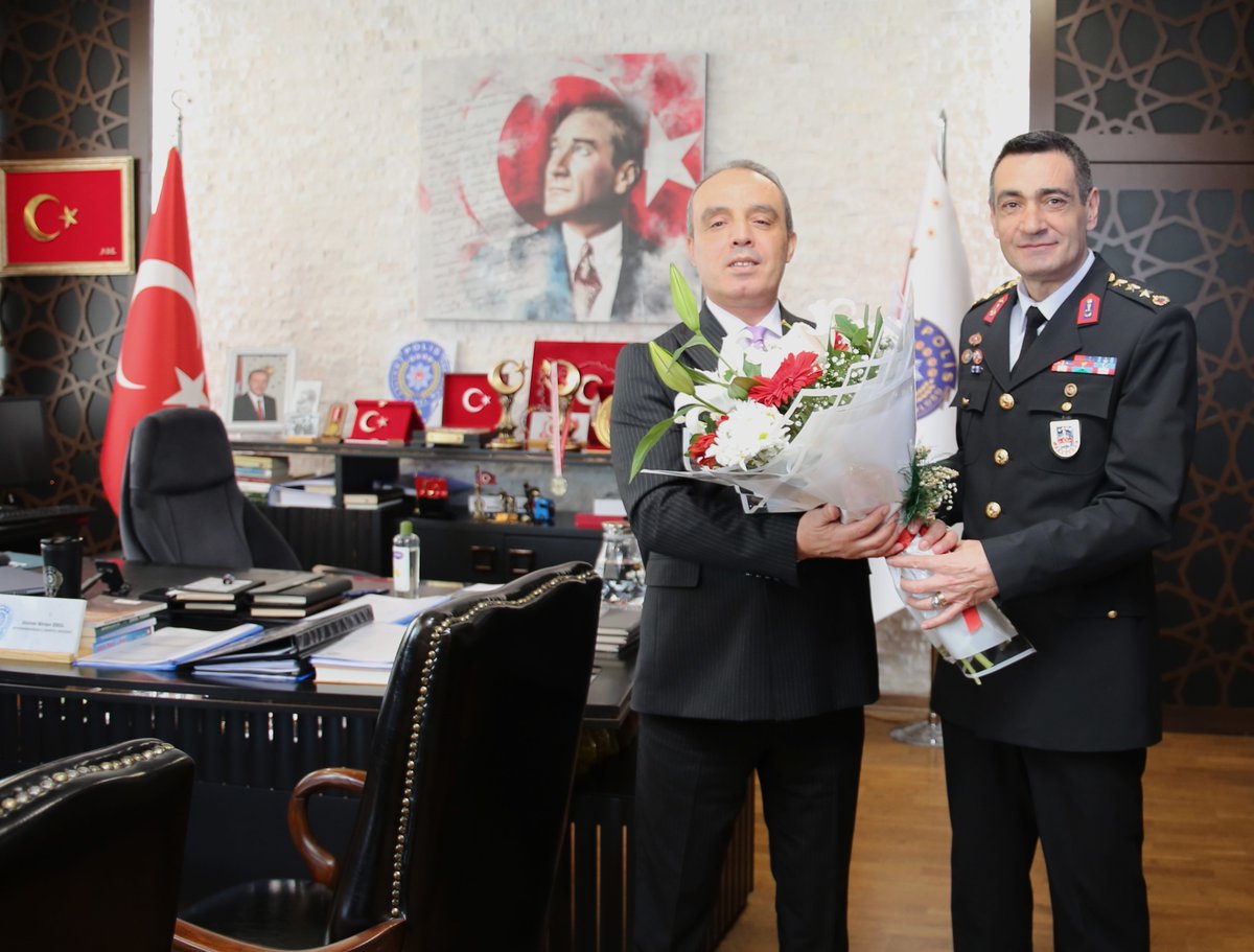 Yapılan açıklamalar doğrultusunda, Afyonkarahisar’da Polis Haftası Ziyareti Afyonkarahisar İl Jandarma