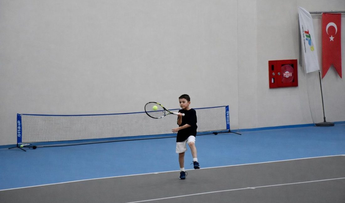 Afyonkarahisar’da Ulusal Tenis Turnuvası: 100 Sporcu Madalya İçin Yarıştı Kamuoyunda büyük yankı uyandıran bu haberde, Afyonkarahisar’da Ulusal Tenis Turnuvası