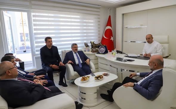 Kamuoyunda büyük yankı uyandıran bu haberde, Esnaf Odalarına Nezaket Ziyareti