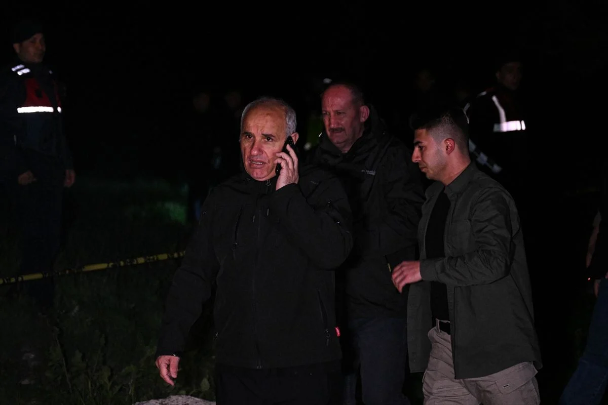 Son dakika bilgilerine göre, Ankara’da Kara Havacılık Komutanlığı’na ait CH-47
