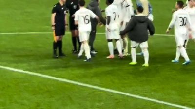 Gündeme gelen son gelişmelere göre, Milli Futbolcu Maçın Bitiminde Hakem