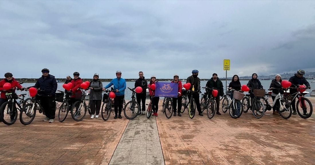 Tüm gözlerin çevrildiği bu gelişmede, Bisikletçilerden Kalp Sağlığı Mesajı Samsun’da